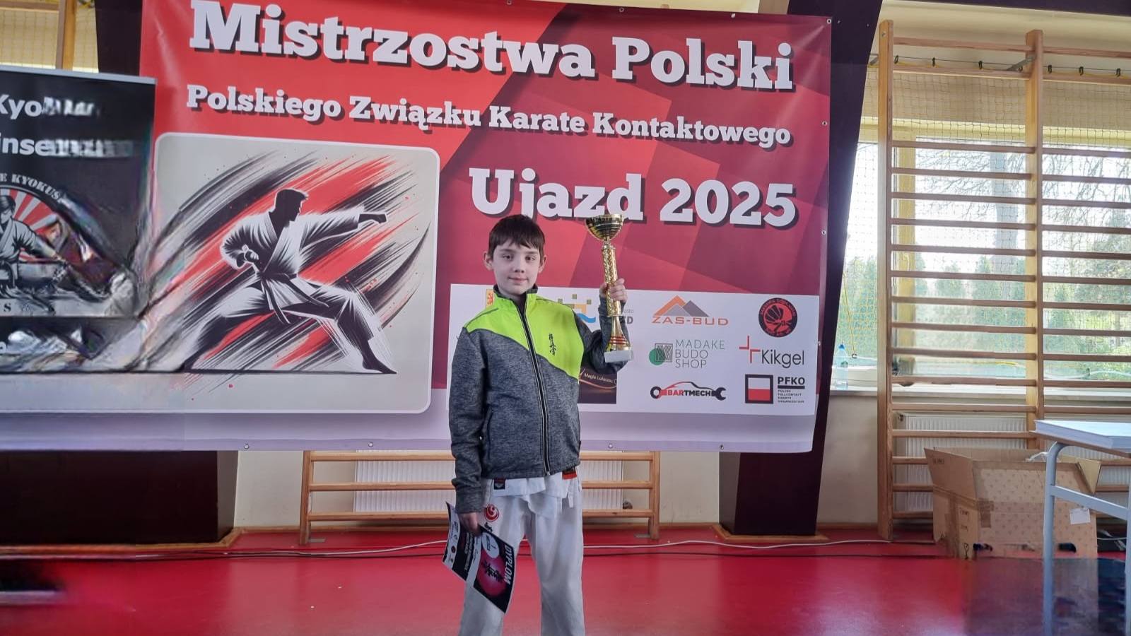 Gustaw Ochocki z Poznańskiej Szkoły Kyokushin Karate po Turnieju o Puchar Burmistrza Ujazdu